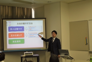 HP掲載用　青山部長　A
